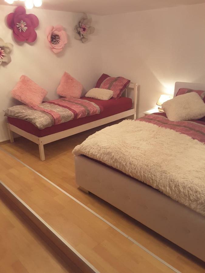 Delux Duplex Apartment Marburgo Esterno foto
