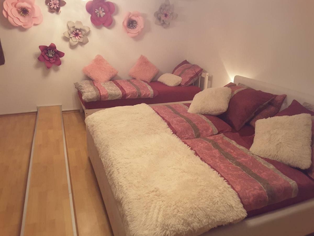 Delux Duplex Apartment Marburgo Esterno foto